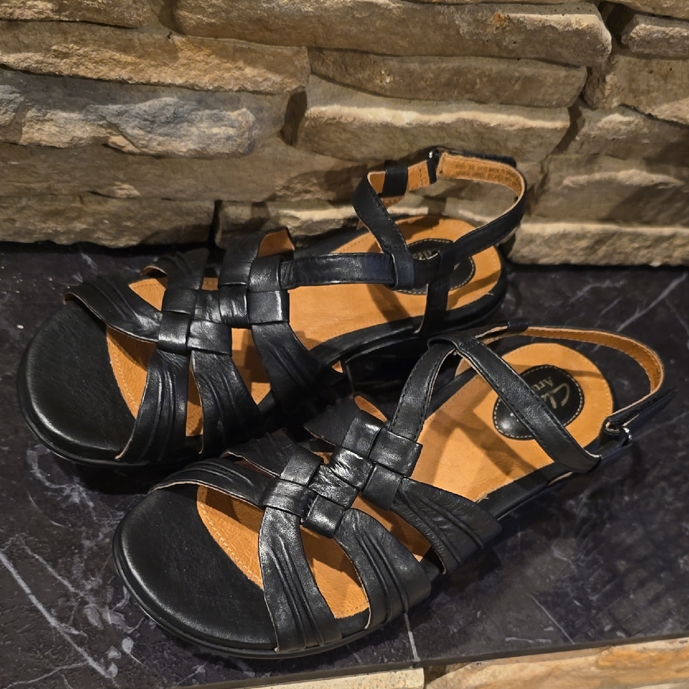 Clark's Artisan Black Leather Women's Sandals